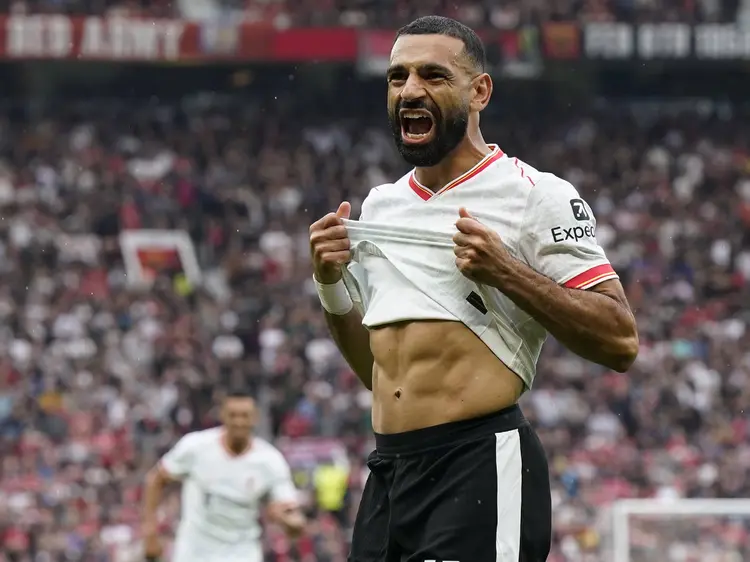 萨拉赫官方宣布表现优异新规，TES引发争议！